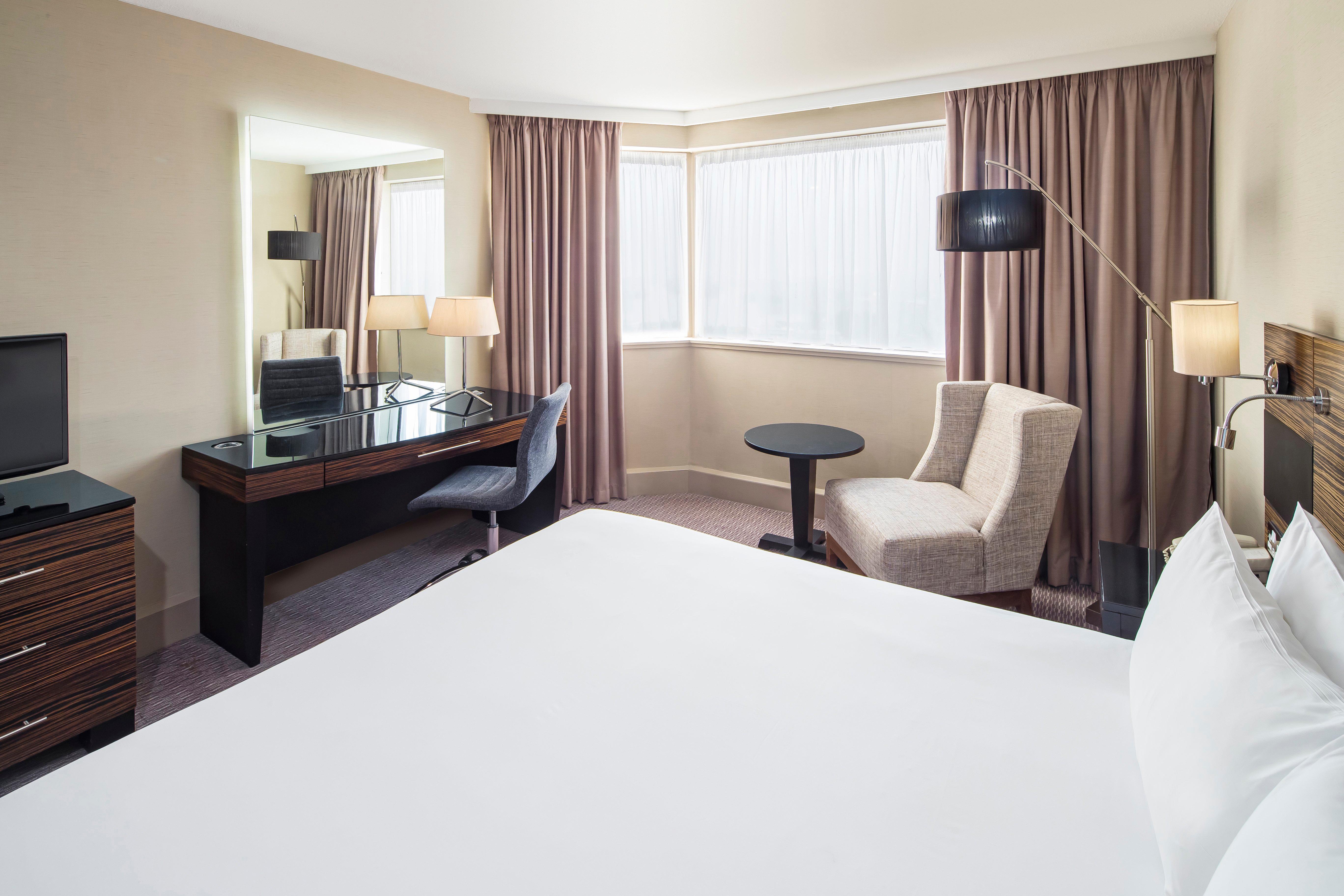 Crowne Plaza Glasgow By Ihg Екстериор снимка