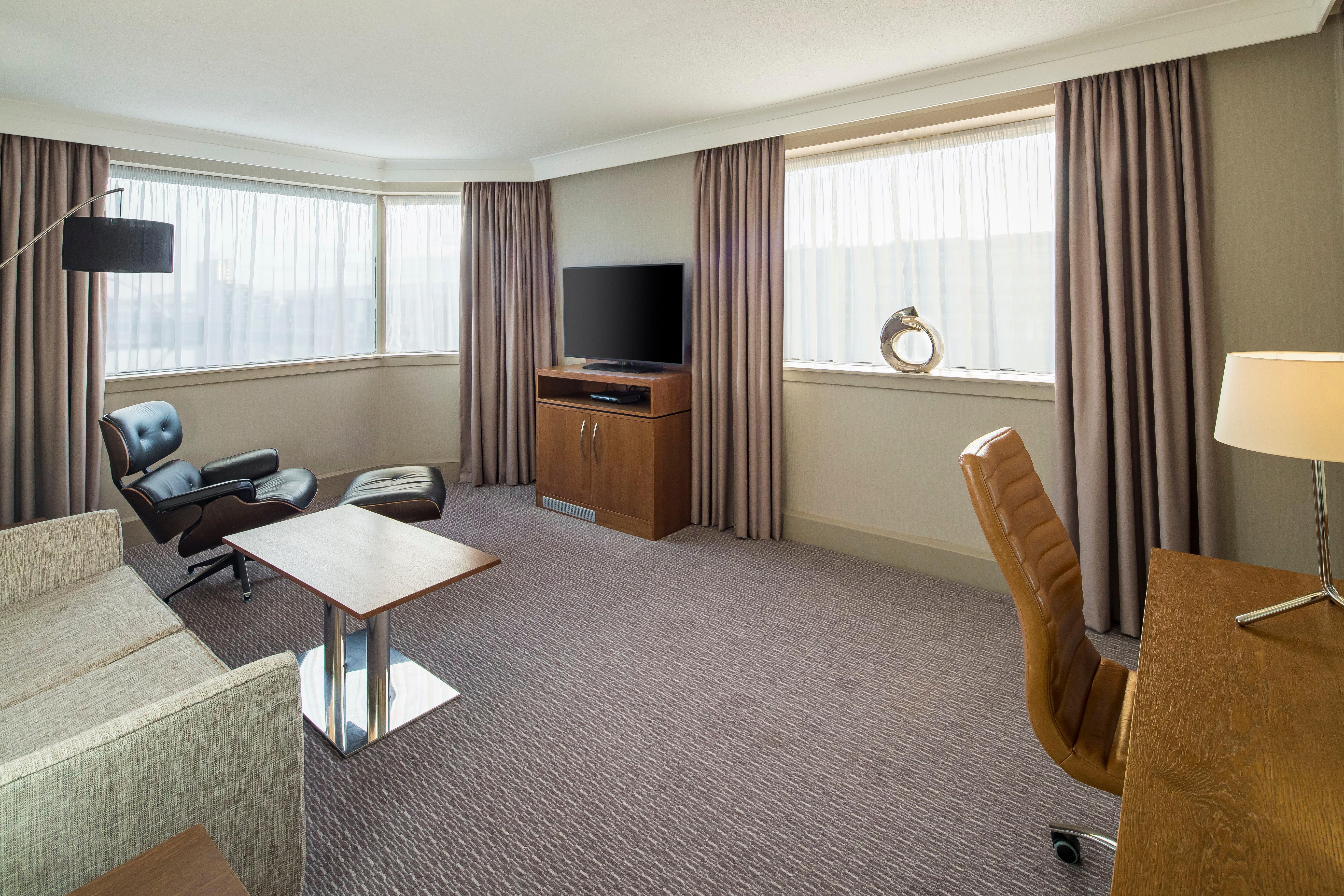 Crowne Plaza Glasgow By Ihg Екстериор снимка