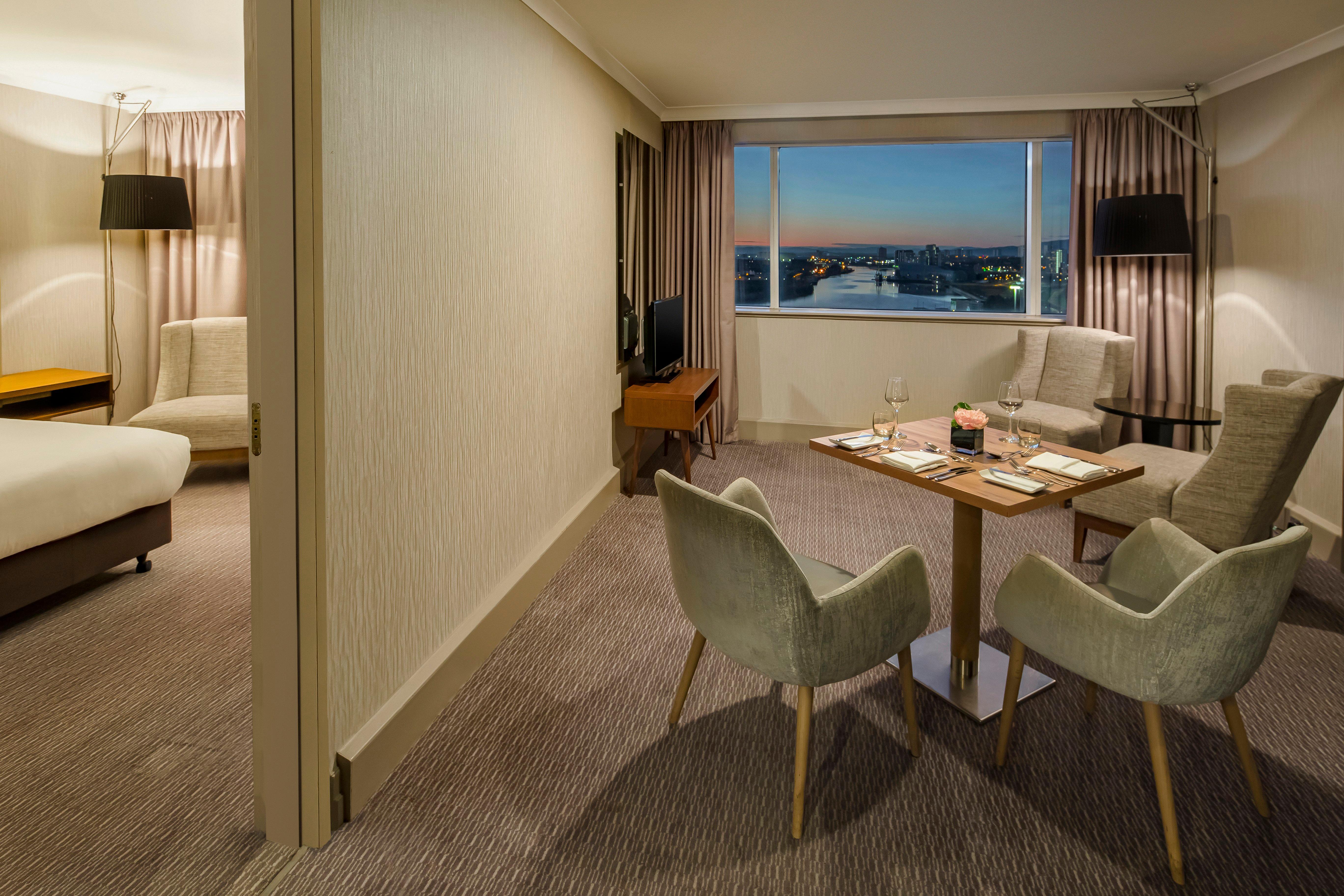 Crowne Plaza Glasgow By Ihg Екстериор снимка