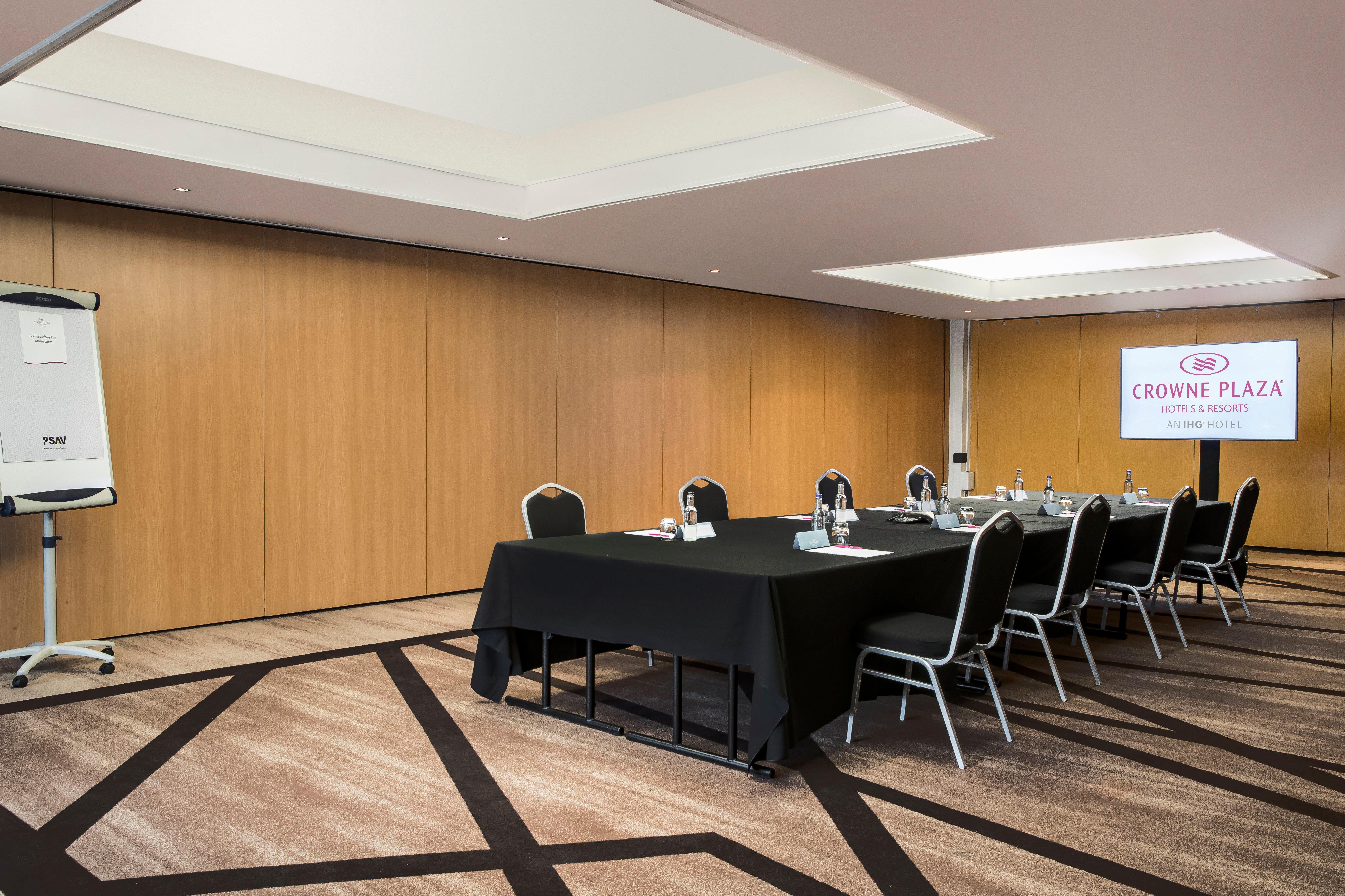 Crowne Plaza Glasgow By Ihg Екстериор снимка