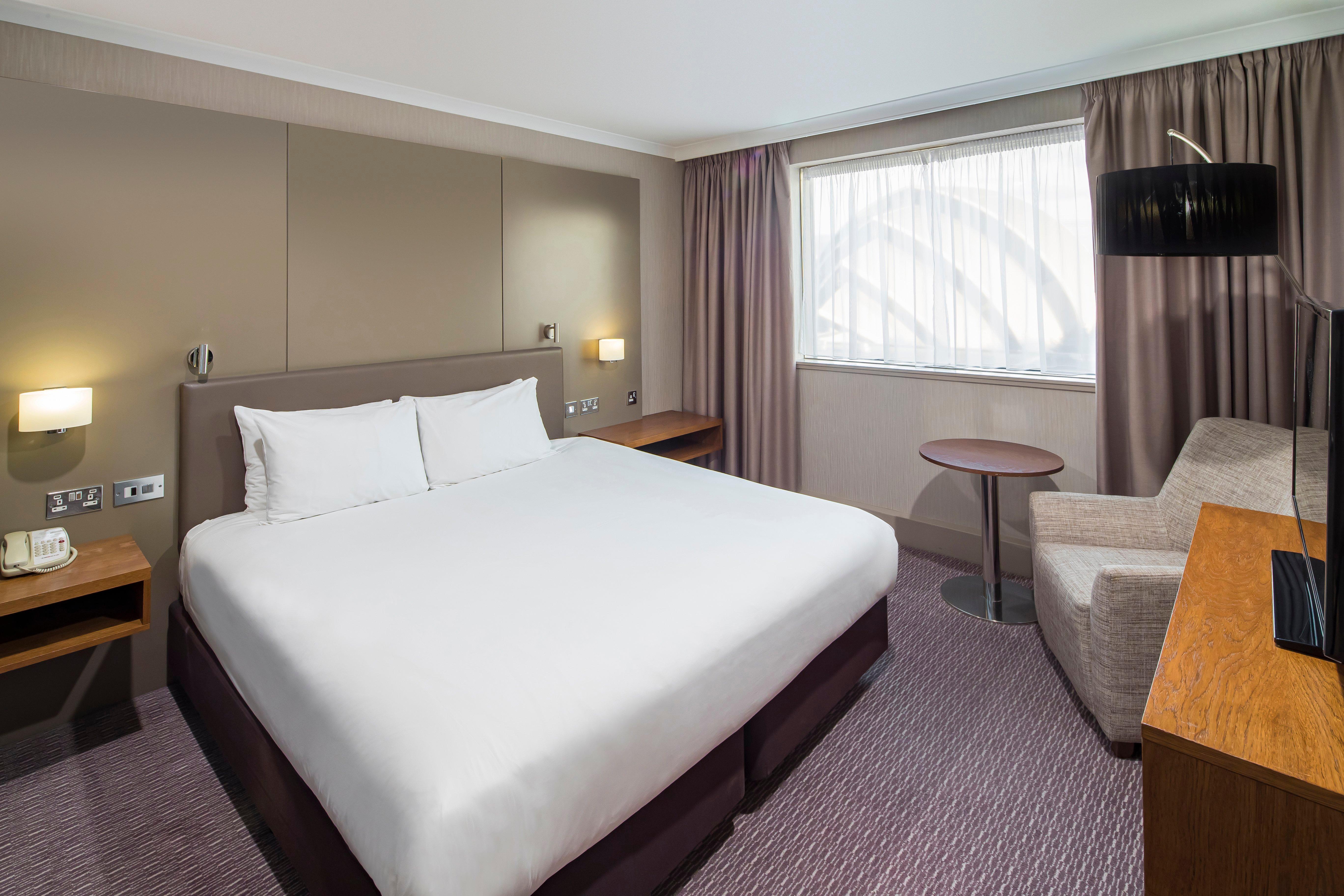 Crowne Plaza Glasgow By Ihg Екстериор снимка