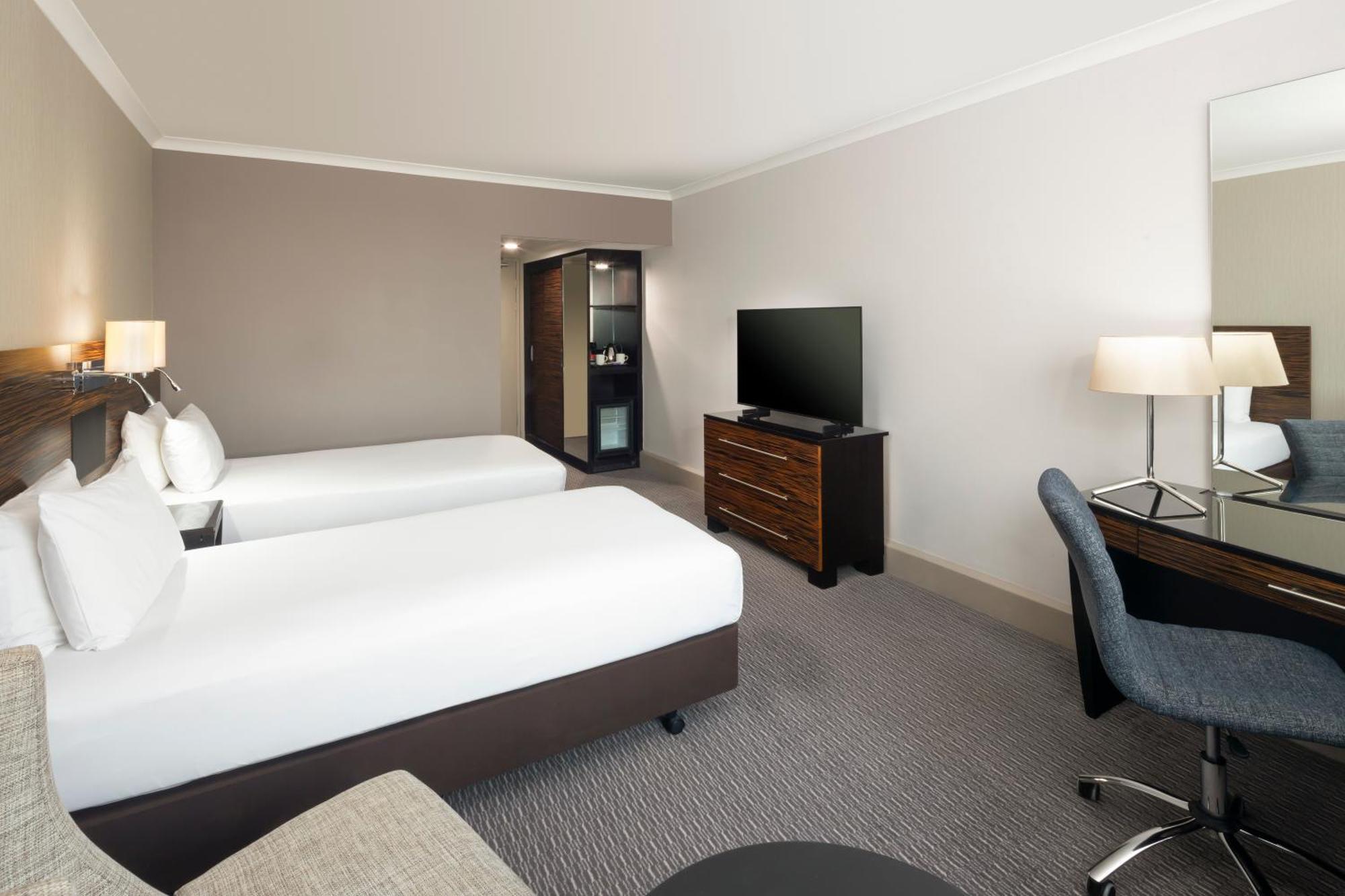Crowne Plaza Glasgow By Ihg Екстериор снимка