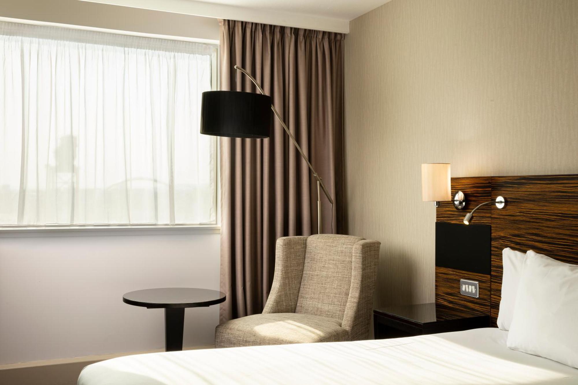 Crowne Plaza Glasgow By Ihg Екстериор снимка