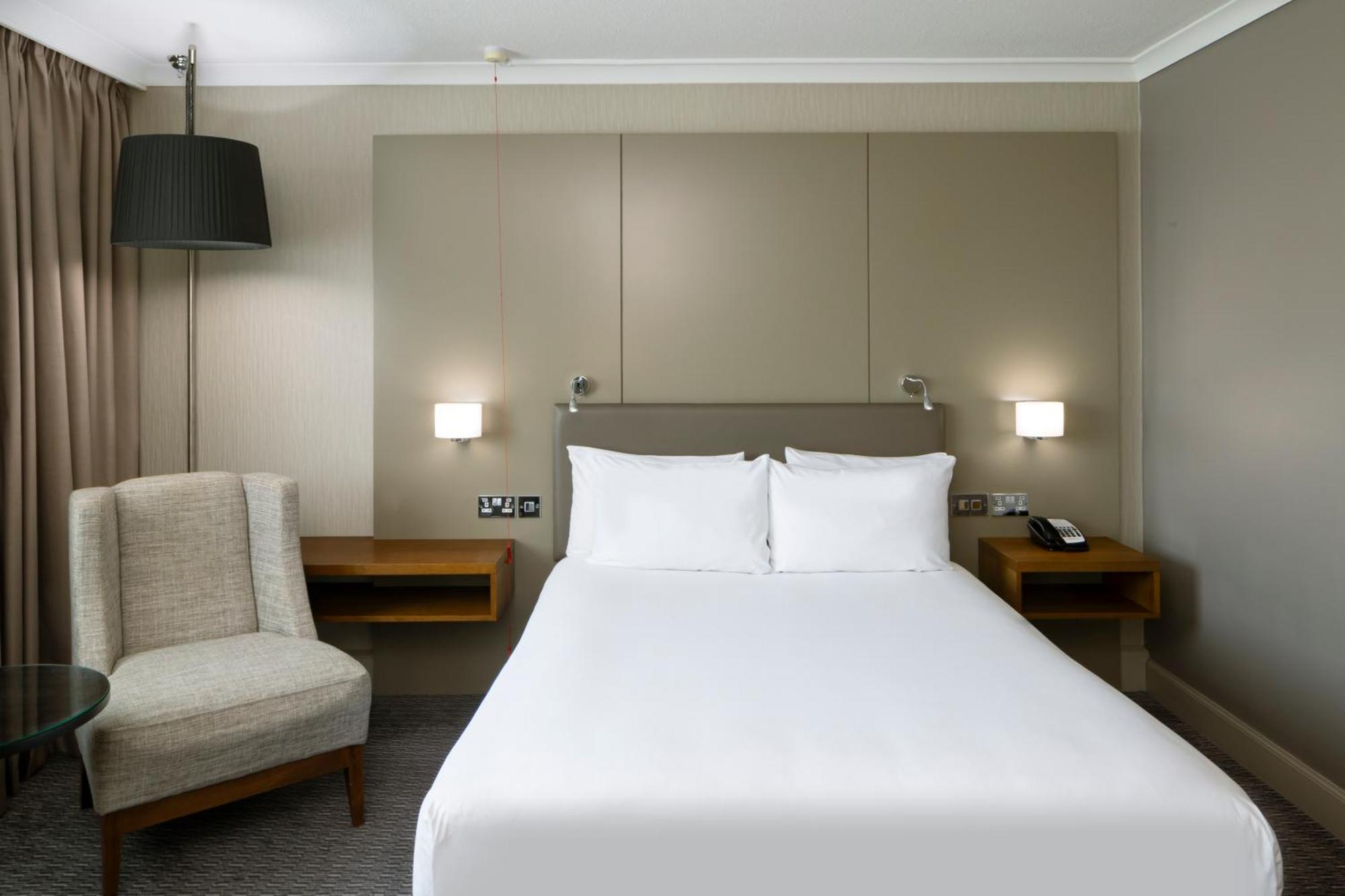 Crowne Plaza Glasgow By Ihg Екстериор снимка